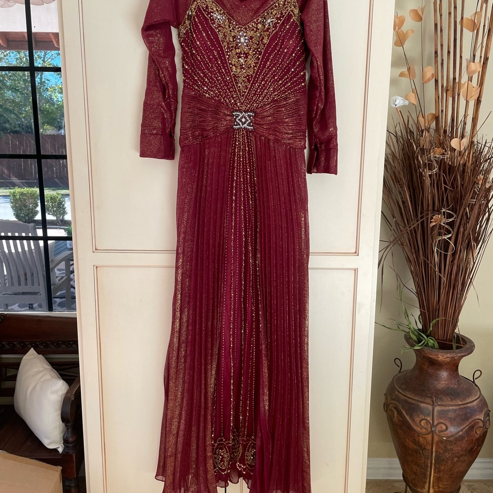 Elegant Burgundy Evening Gown